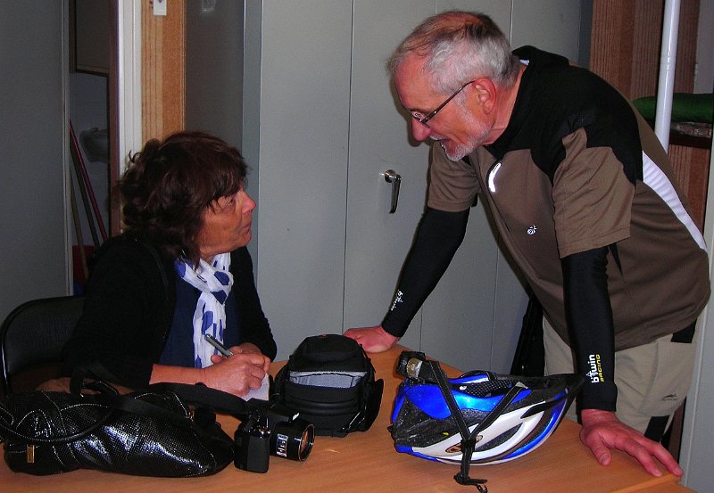 2010-04-20 06 Interview.JPG